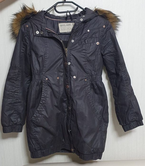 Куртка пальто демисезон на девочку  
8-10 лет