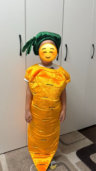 Продам костюм морковки