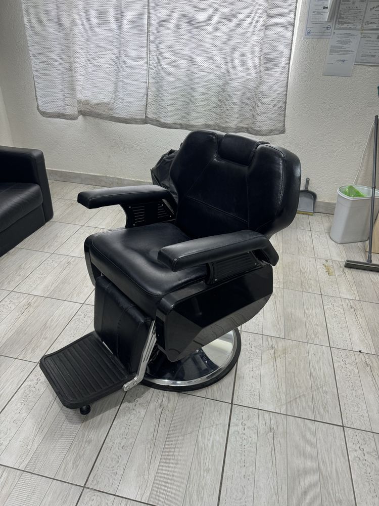 Scaun pentru frizer barber