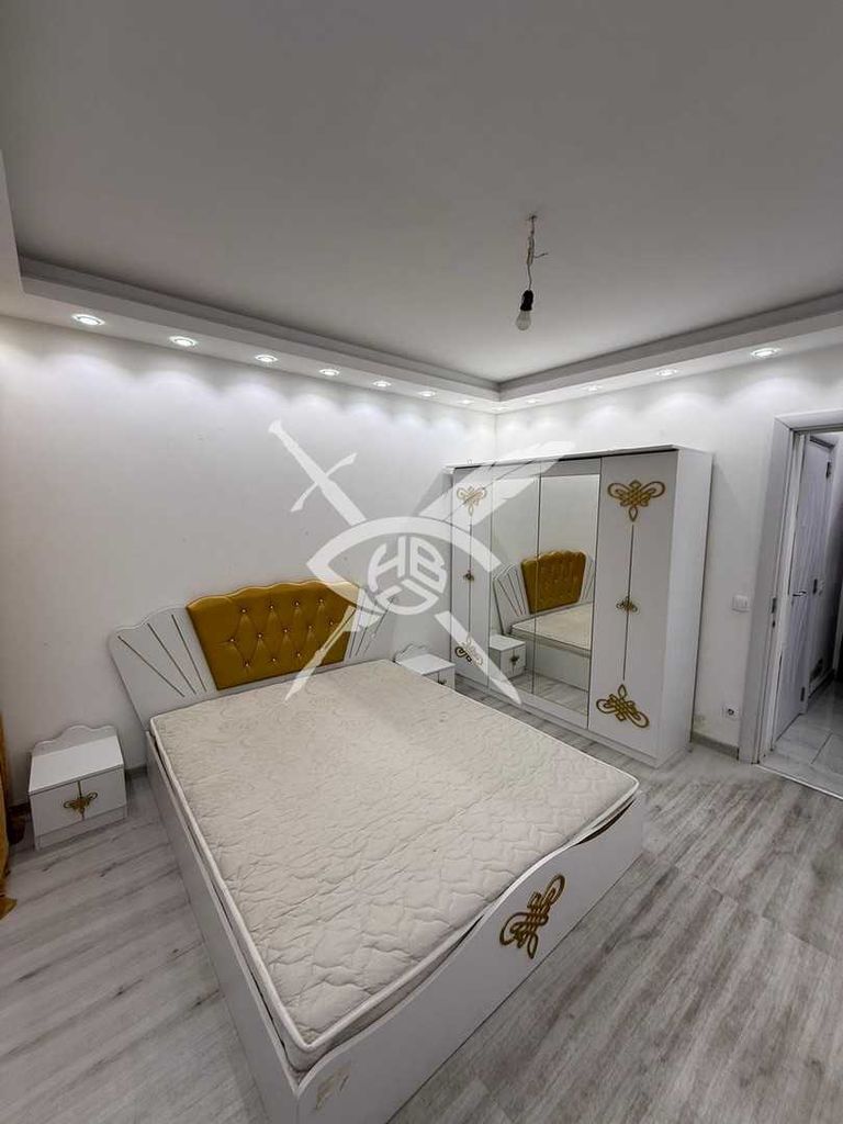 Продава се Двустаен апартамент в София, Връбница 2 - 75 кв.м за 3187 €/кв.м - Снимка #3