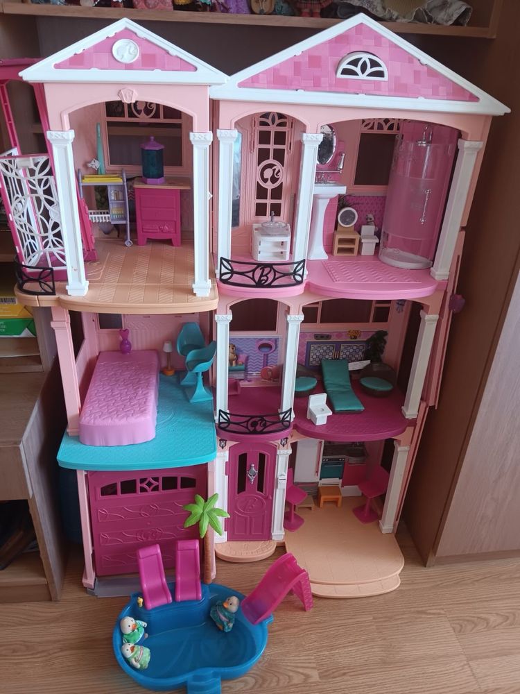 Къща на Барби ( Barbie)