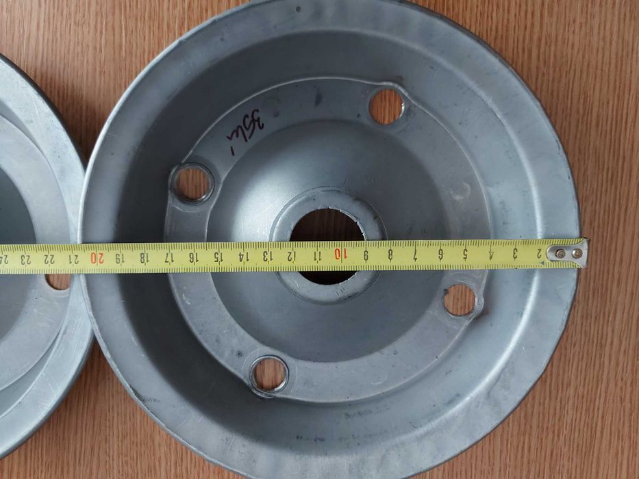 Capace roti, buc = 2