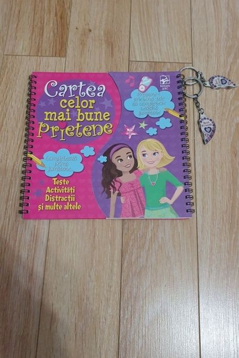 Cartea celor mai bune prietene