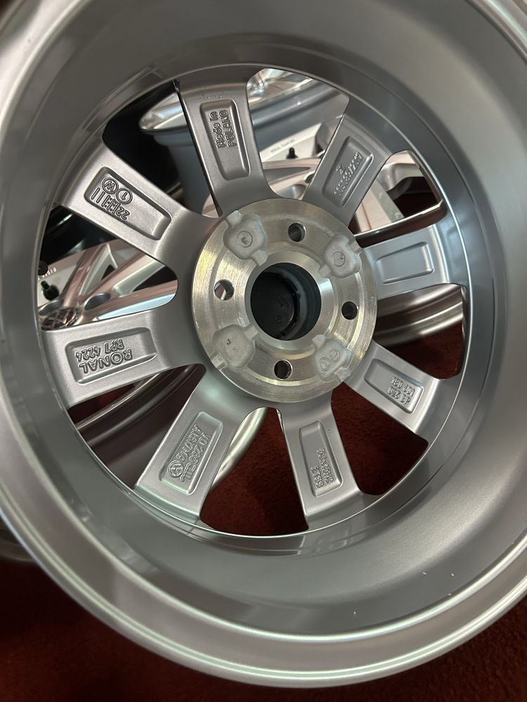 Джанти 4x100  15 цола VW UP  Нови Оригинални