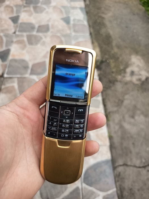 Nokia 8800 Classic Gold