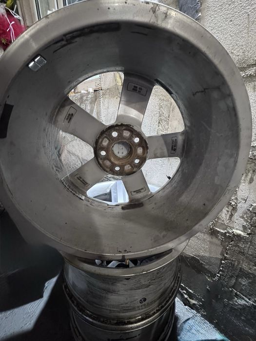 Jante Audi S-line R 18