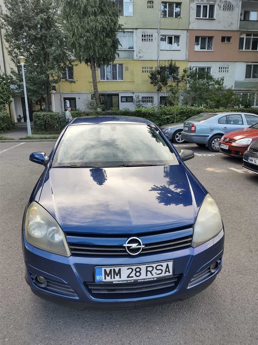 Opel Astra H Hatchback