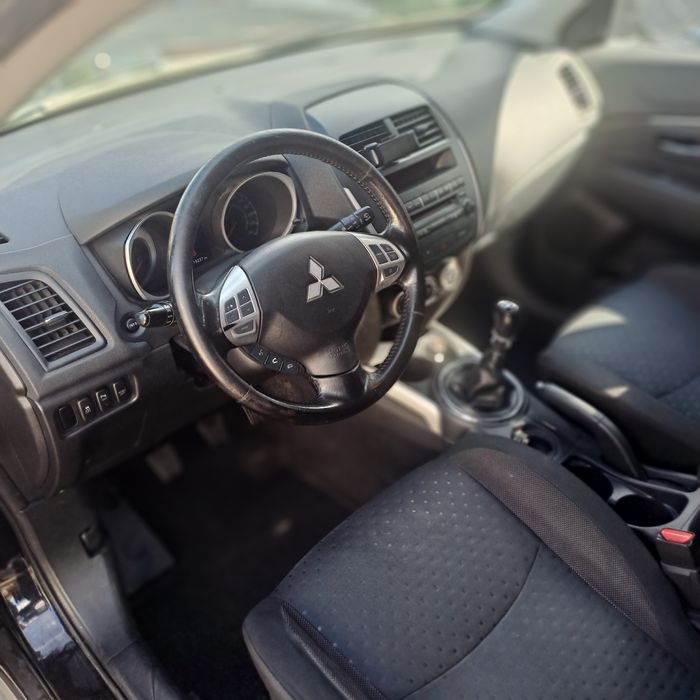 Vand Mitsubishi Asx, cititi anuntul va rog