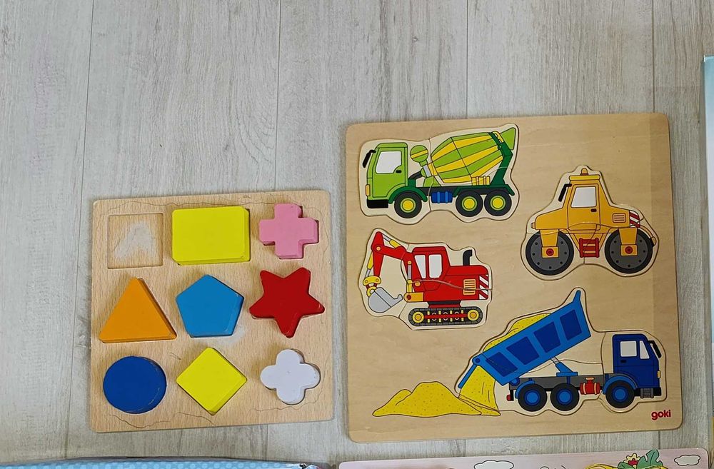 Комплект бебешки пъзели дървени играчки Goki Play Time Trefi Eichhorn