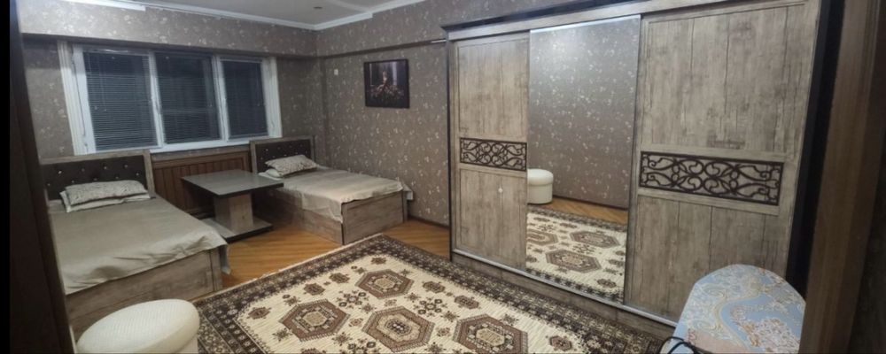 Arenda Навоий куча  метро Алай бозор Йигитларга