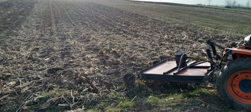 Tocatoare tractor