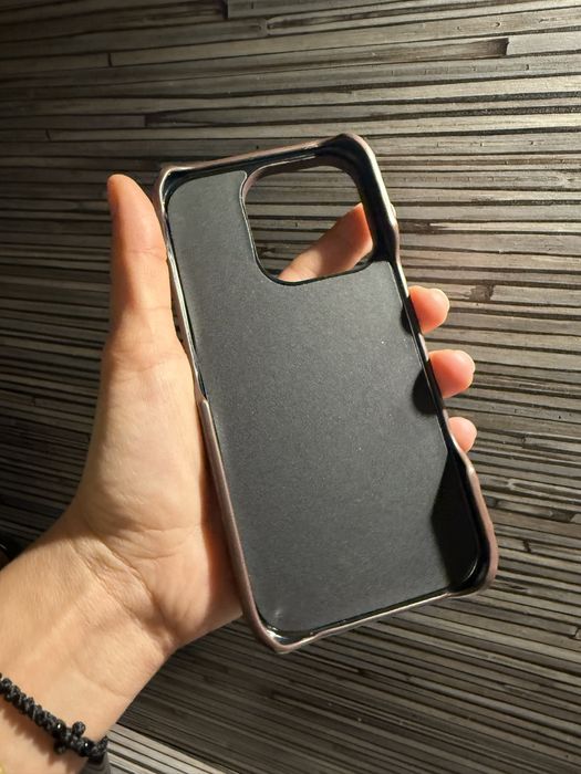 Кейс за Iphone 16 pro