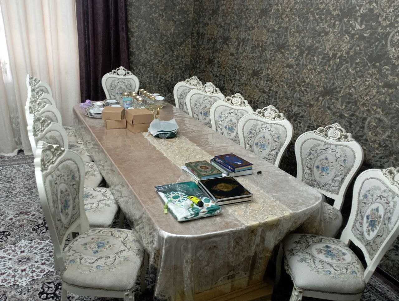Столы стулья мебель для гостиной производство