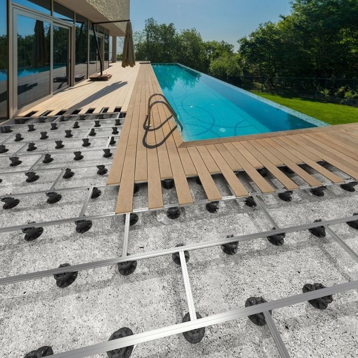 Професионален монтаж на декинг