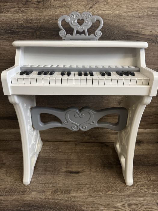 Детско музикално пиано