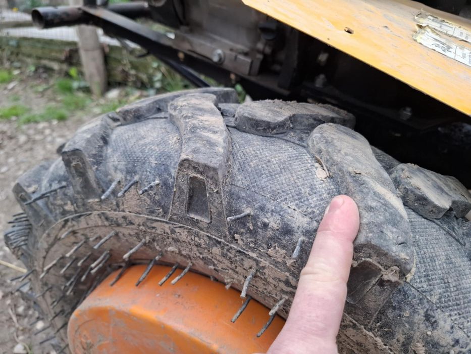 Vând momotocultor 18cp,cu plug+freza+remorcă