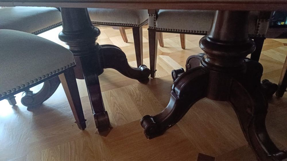 Masa cu scaune lemn masiv