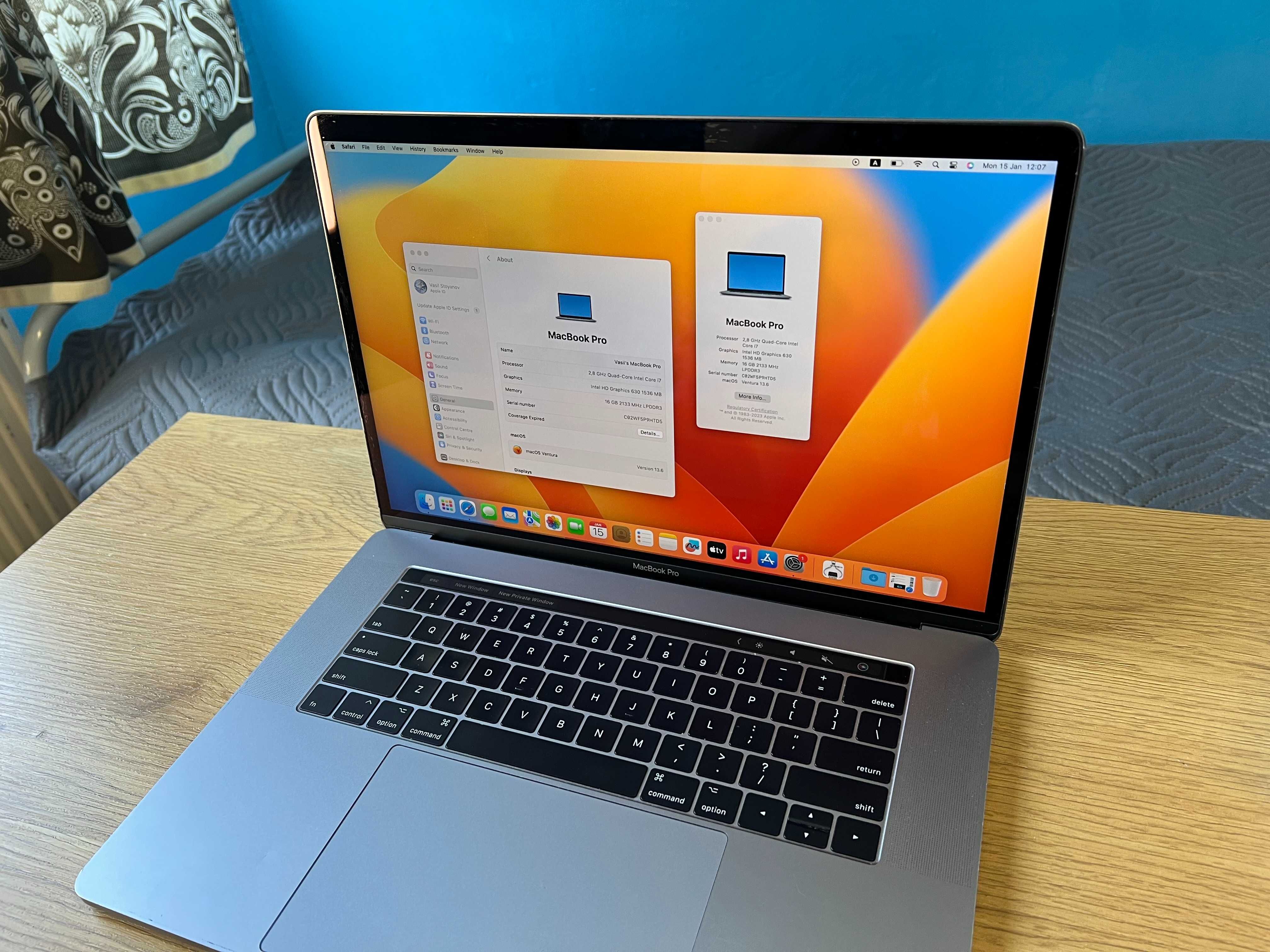 MacBook Pro 15-inch 2017, 2.8GHz, i7, 16RAM, 256GB SSD, A1707