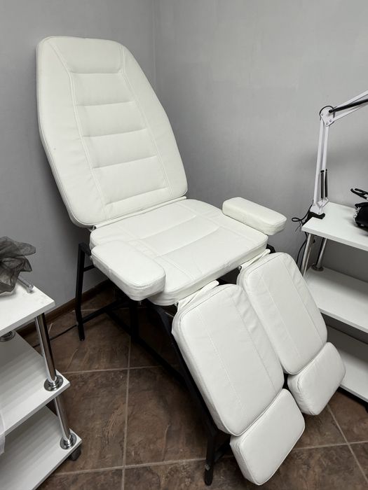 Продам педикюрное кресло