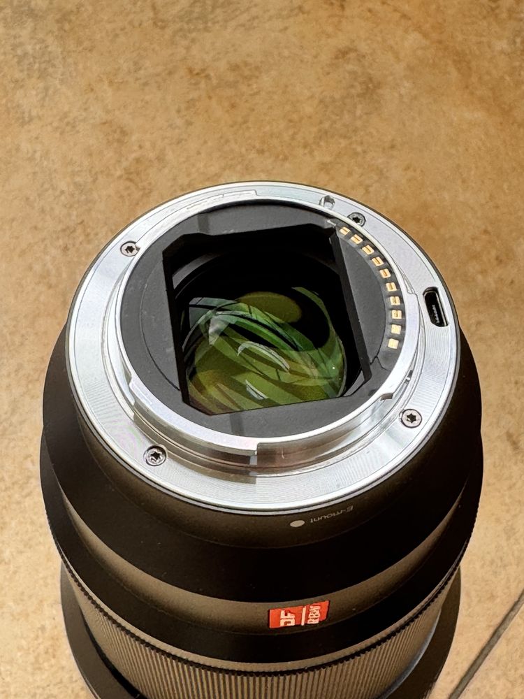 Обектив Viltrox 85mm 1.8 FE II КАТО НОВ БУКВАЛНО
