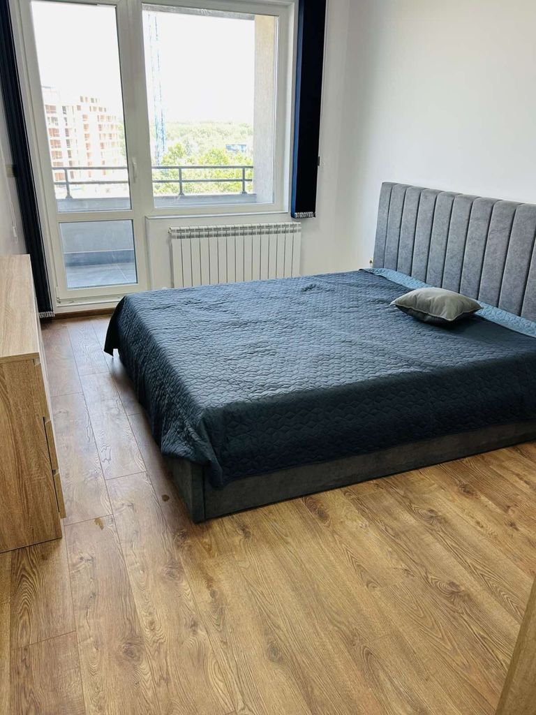 Дава се под наем Двустаен апартамент в ж.Зоопарк - 74 кв.м за 700 € - Снимка #11