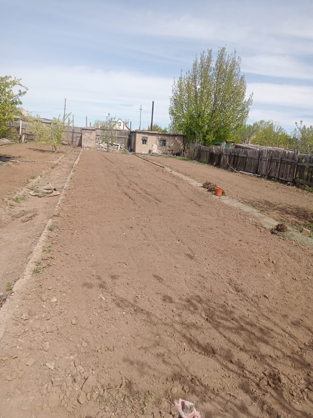 Дача Бам Горняк. Ест свет, вода, отопления