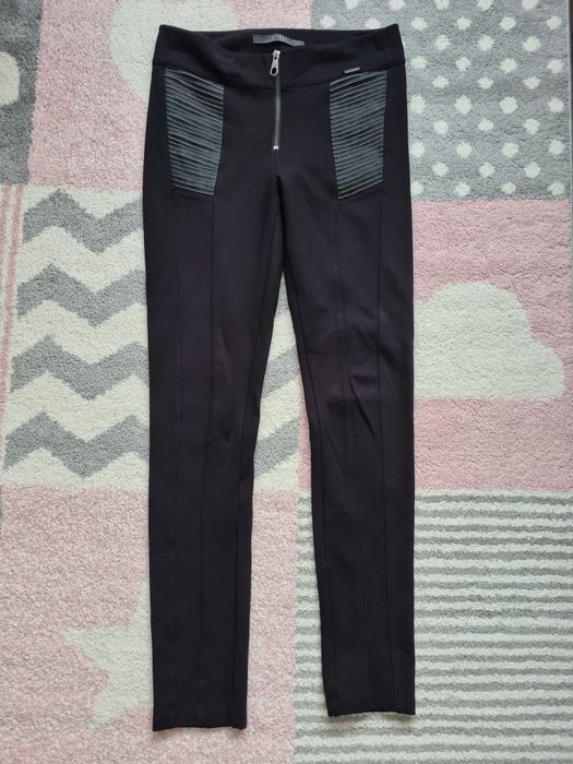 Pantaloni Guess Marime S dama