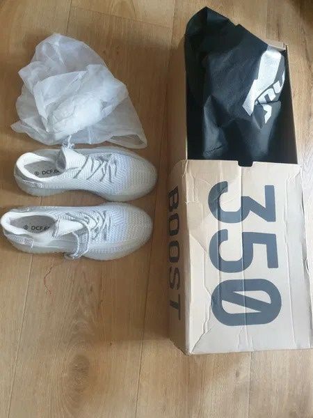 Adidas YeezyBoost 350, marime 42.5