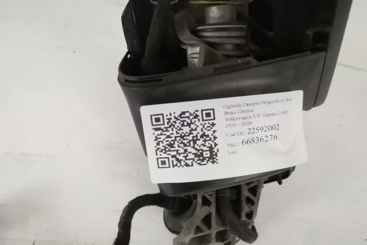 Оригинално дясно огледало в добро състояние, електрическо Фолксваген В