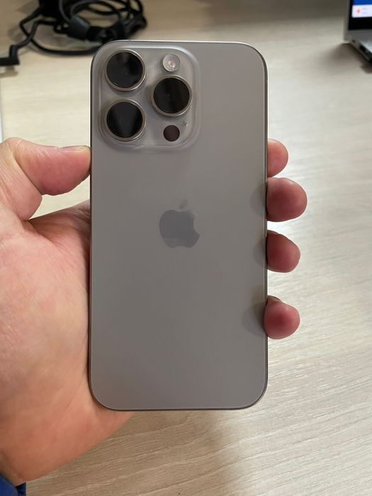 Продается айфон 15 Про