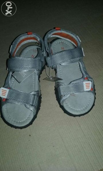 Sandale noi pentru copii, de la Next, marime 32 (20cm)