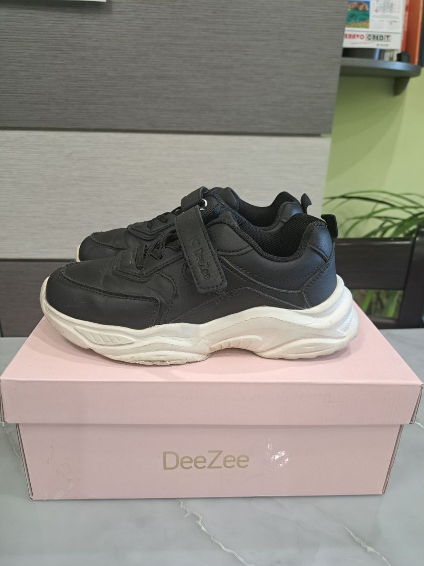 Детски маратонки DeeZee номер 33