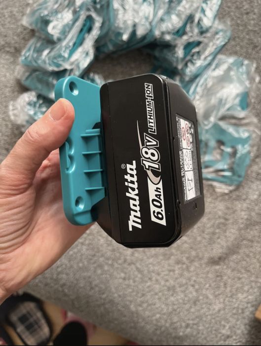 20 de suporti baterii makita