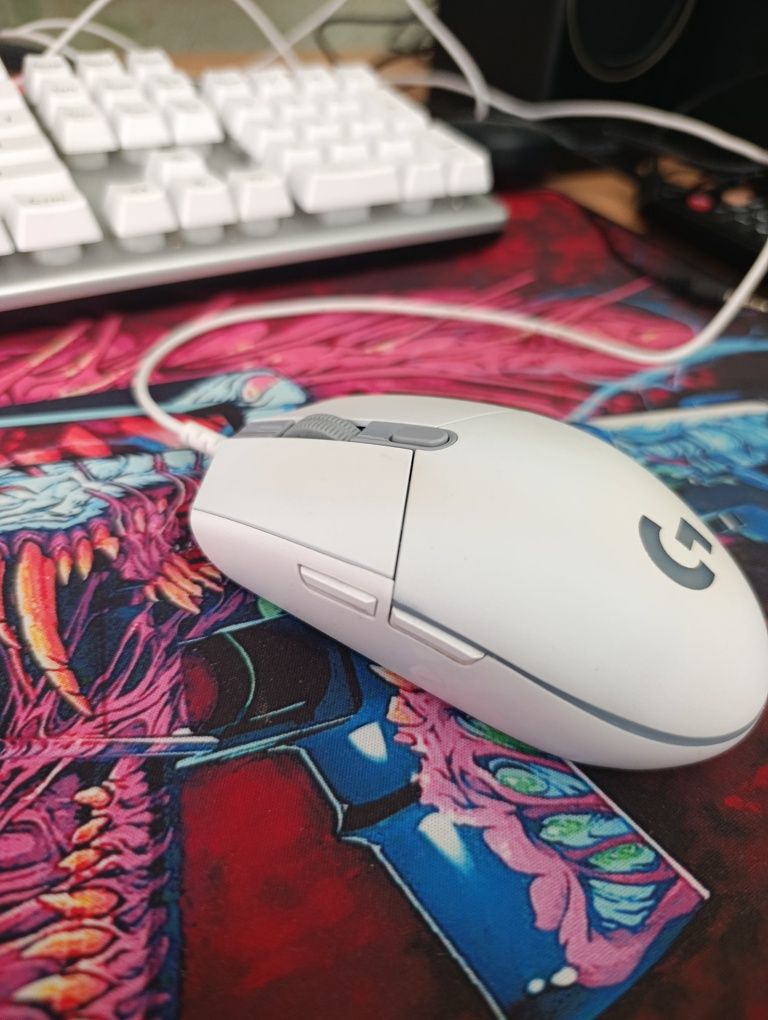 Игровая мышка Logitech g102