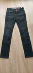 Blugi Guess dama, marimea 26. Pret 35 lei