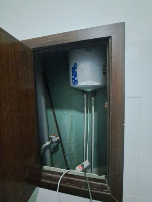 2 хонали уй сотилади жихозлари билан