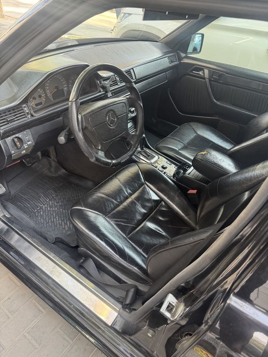 W124 сотилади  104, 3.2