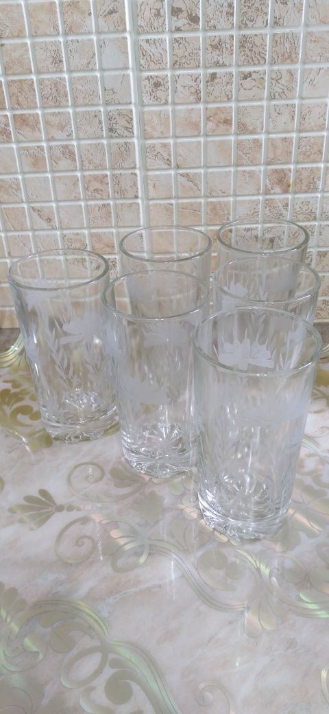 Хрустальные  стаканы,  набор  6  шт.