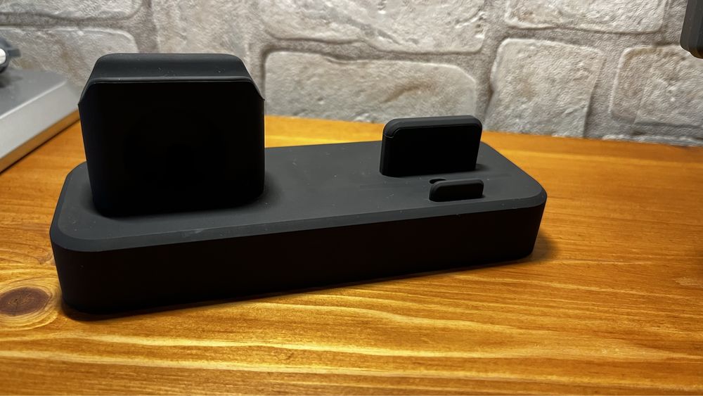 Suport iPhone AirPods Apple Watch Dock