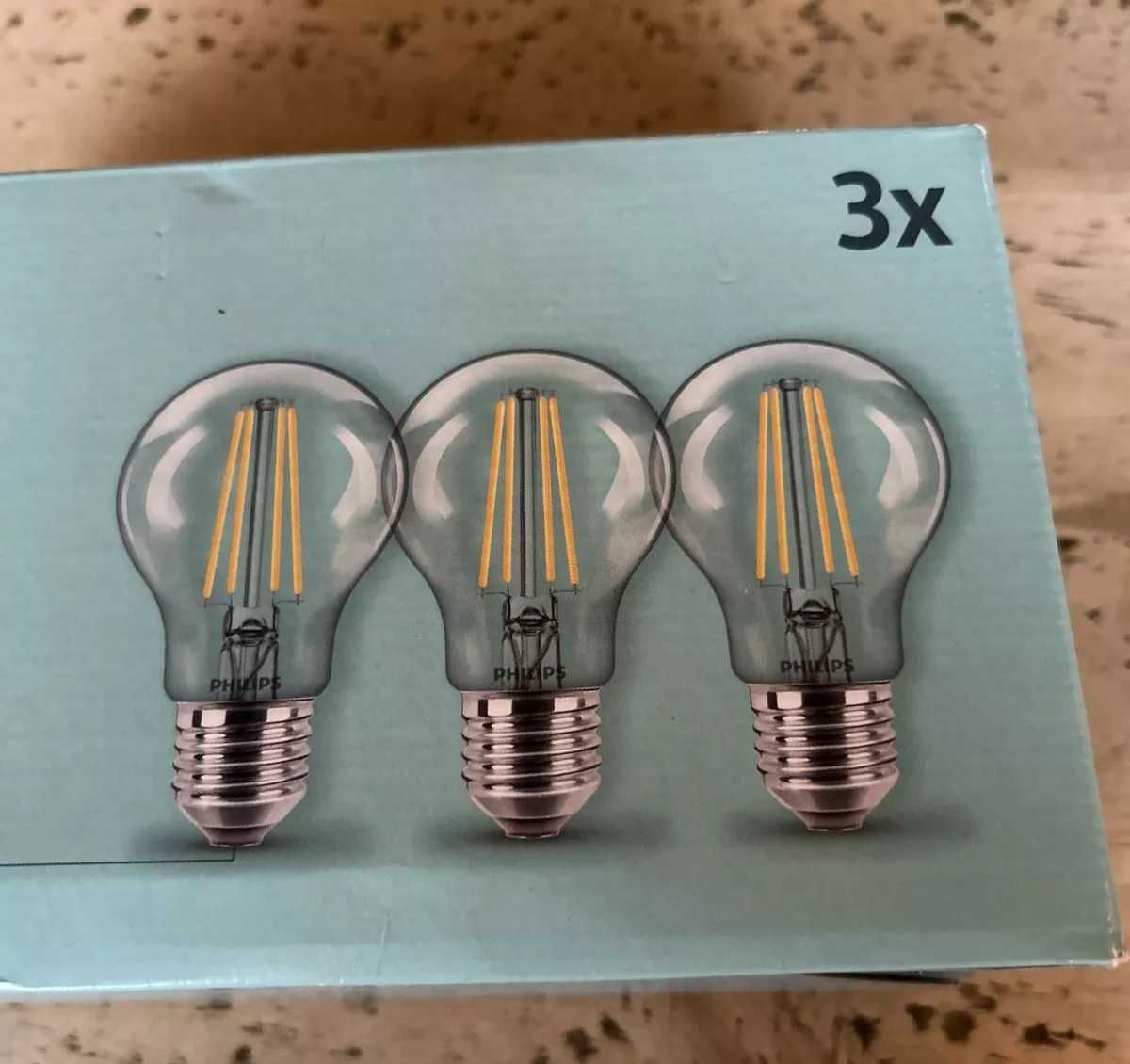 РАЗПРОДАЖБА НА Комплект 3 броя LED крушки Philips Е27