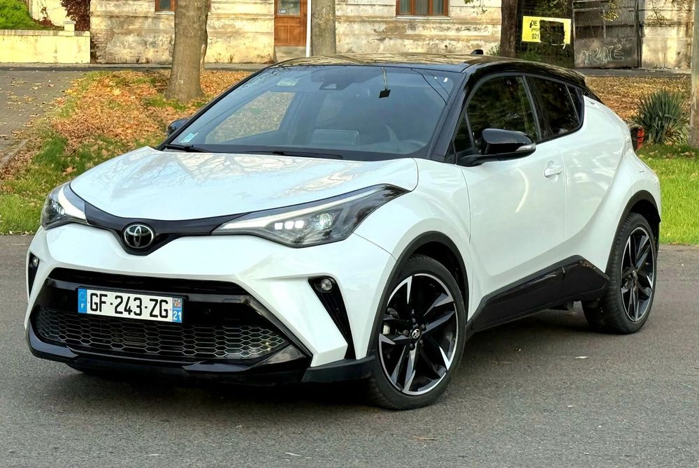 Toyota C-HR GR sport edition,alb perlat,,bi tone..alcantara cu piele..ca noua !!