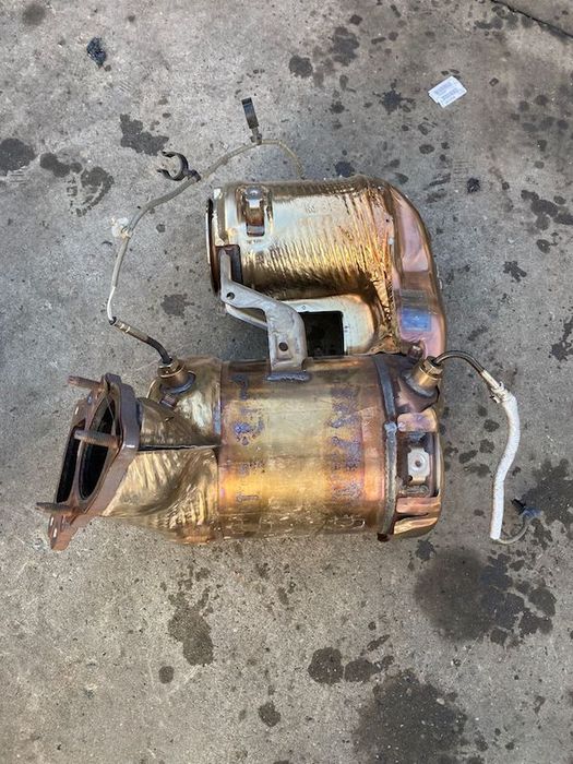 Filtru de particule 20.000KM VOLVO XC60 B4 MILD HYBRID 2021+ 32240728