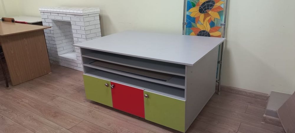 Продам меловая/маркерная/магнитная доска, стол для творчества