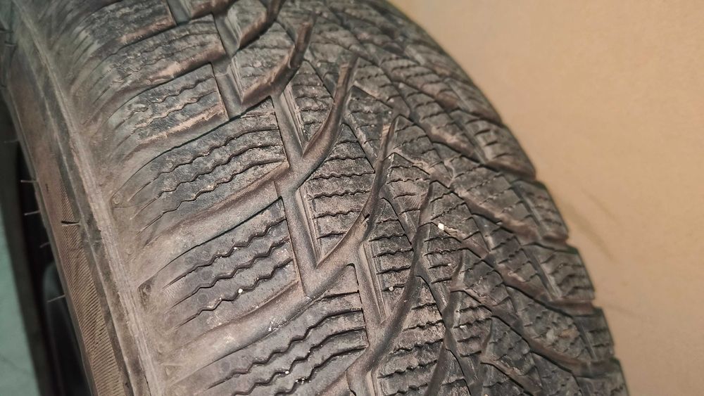 Джанти 5×114.3, ЕT46, отвор-67.1 + зимни гуми 195/65/15, 15'' Hyundai