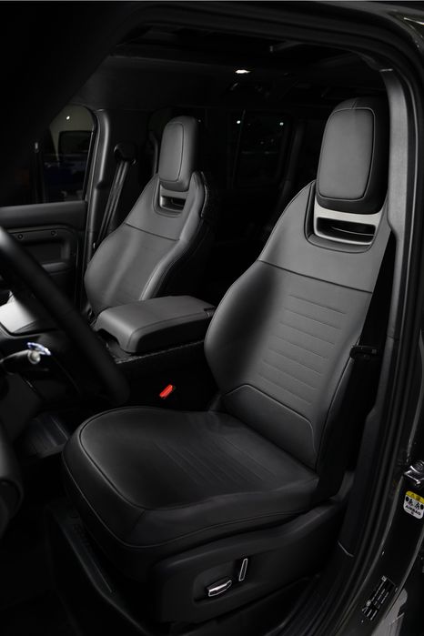 Land Rover Defender OCTA Edition one 110