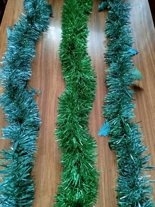 Елки новогодние, мишура елочная