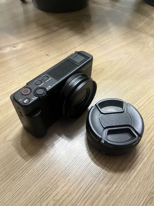 Sony ZV-1, 20 mp, obiectiv ultrawide ULANZI, 2 extra baterii