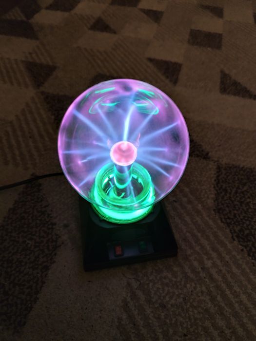 Vând glob cu plasma