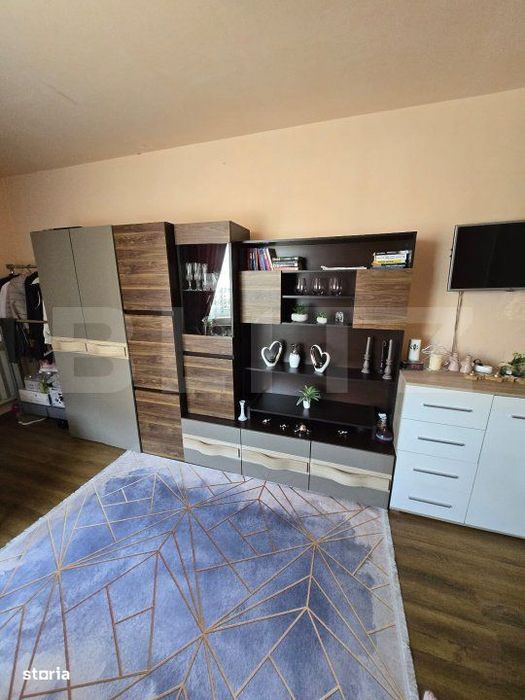 Casa cu 3 camere, 100 mp, zona centrala