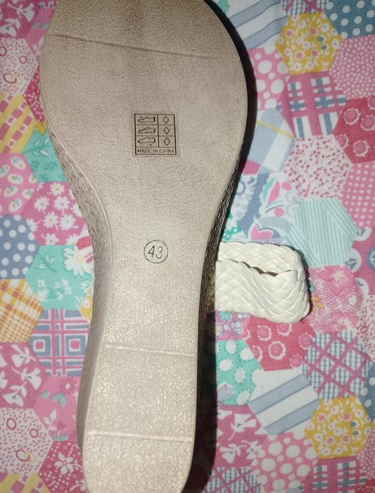 Papuci de vară cu platformă Nr 42-43